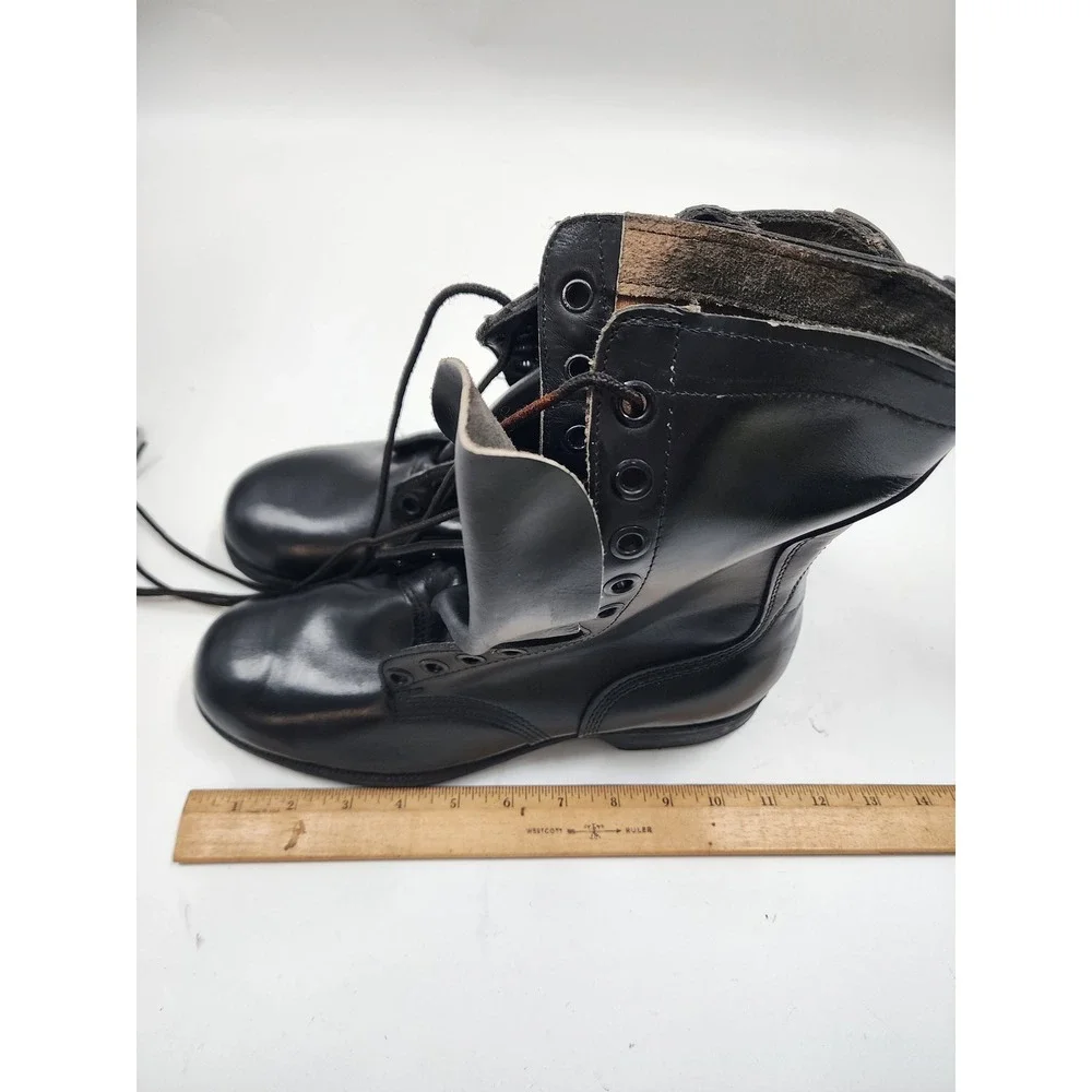 Unbranded vintage military